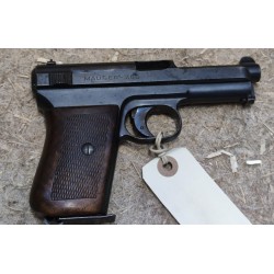 PIstolet Mauser 1914