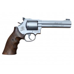 SMITH ET WESSON 686-5